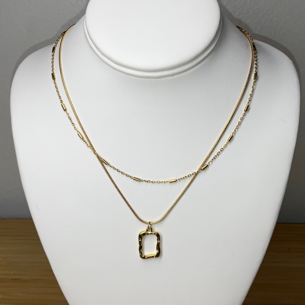Double-Layer Pendant Necklace - 18k Gold Plated Stainless Steel